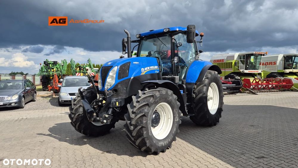 New Holland T7.200 AC 2013R - 9