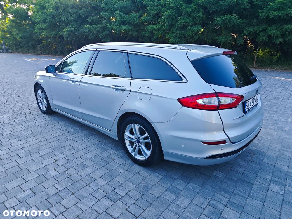 Ford Mondeo 2.0 TDCi Titanium PowerShift - 11