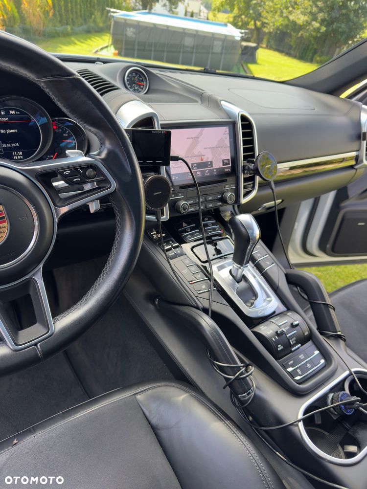 Porsche Cayenne Diesel Platinum Edition - 13