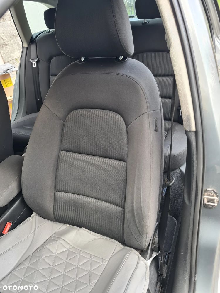 Audi A4 Avant 2.0 TDI DPF Attraction - 24