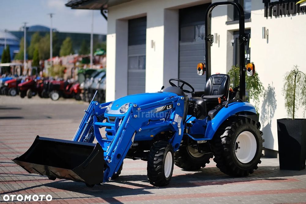 LS Traktor XJ25 - 12