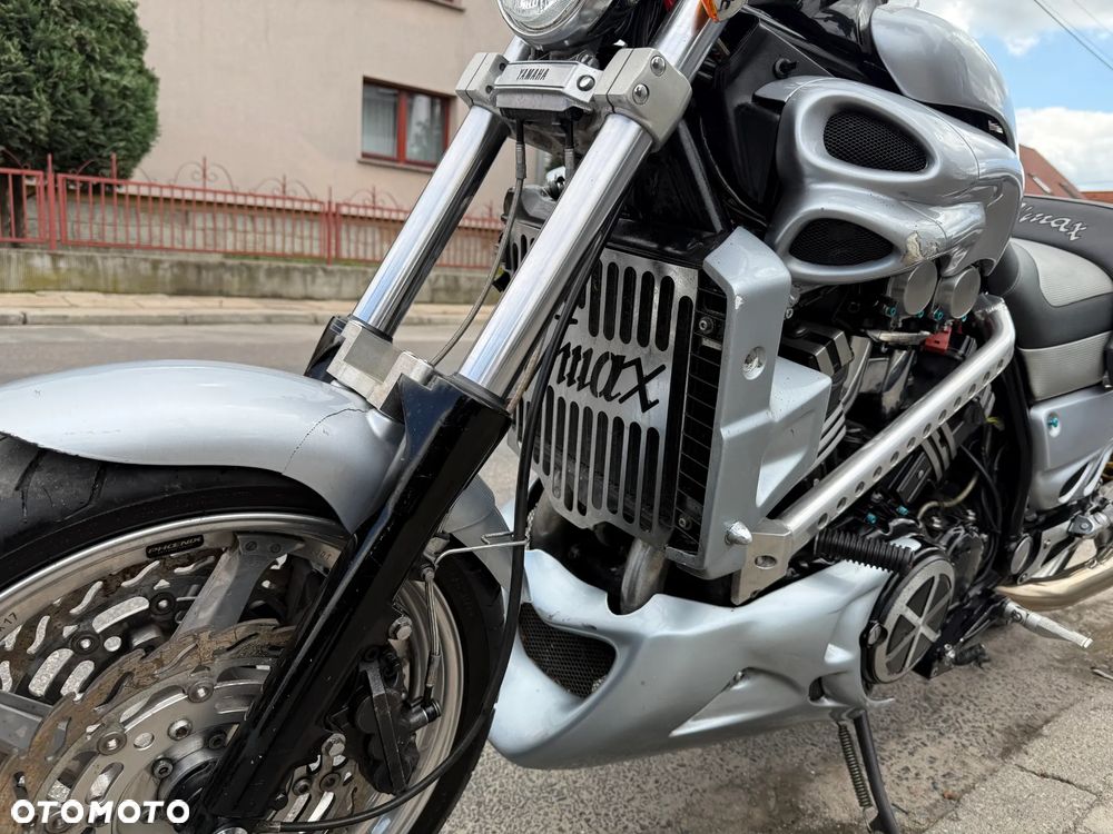 Yamaha V-MAX - 23