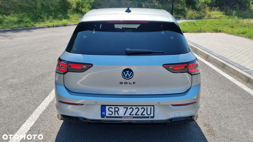 Volkswagen Golf 1.5 TSI R-Line Plus - 27