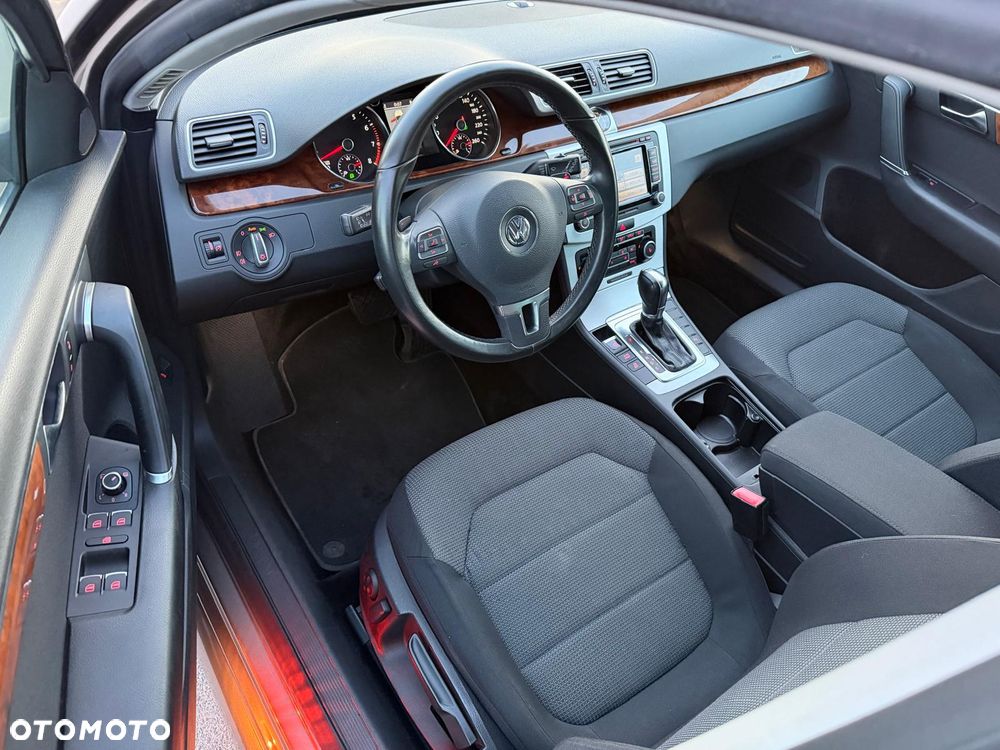 Volkswagen Passat ver-1-4-tsi-sportline-dsg - 10