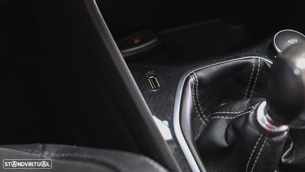 Ford Fiesta 1.5 EcoBoost S&S ST X - 58