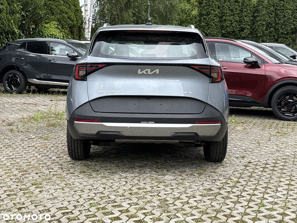Kia Sportage 1.6 T-GDI HEV M 2WD - 8