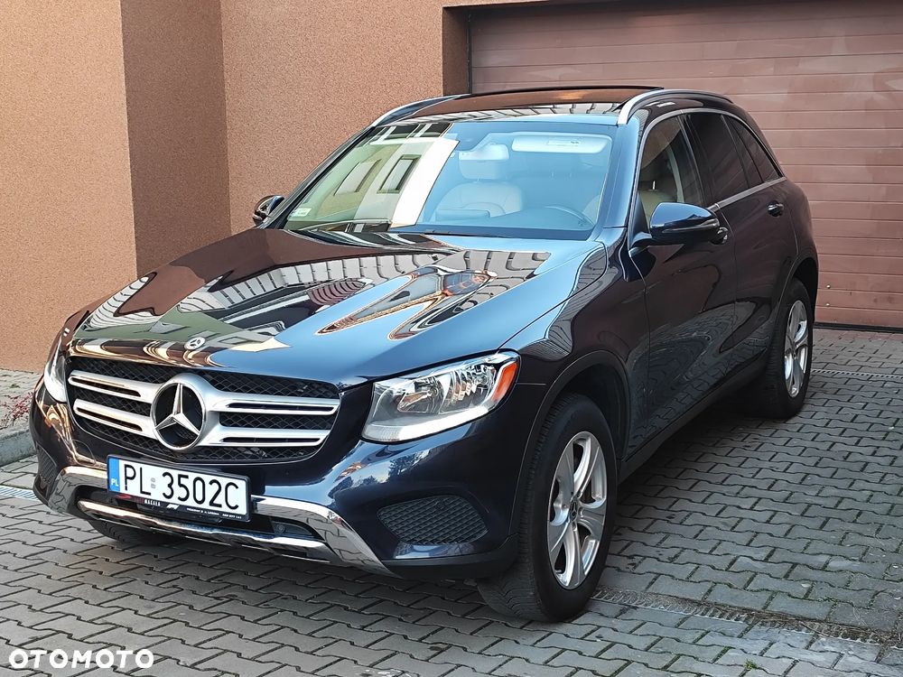 Mercedes-Benz GLC 300 4Matic 9G-TRONIC Exclusive - 3