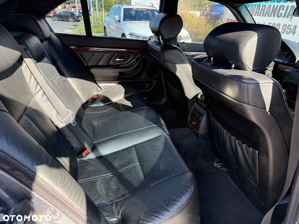 BMW Seria 7 - 21