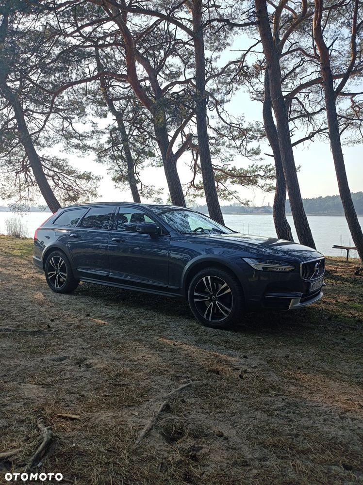 Volvo V90 Cross Country D4 AWD - 34