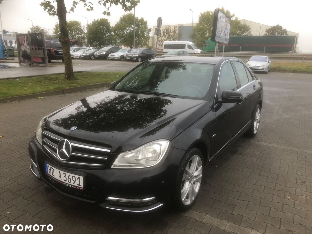 Mercedes-Benz Klasa C 180 (BlueEFFICIENCY) Avantgarde - 8