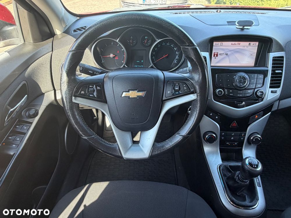Chevrolet Cruze 1.6 LT+ - 7
