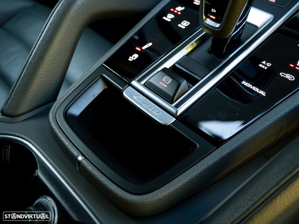 Porsche Cayenne E-Hybrid Tiptronic S - 33