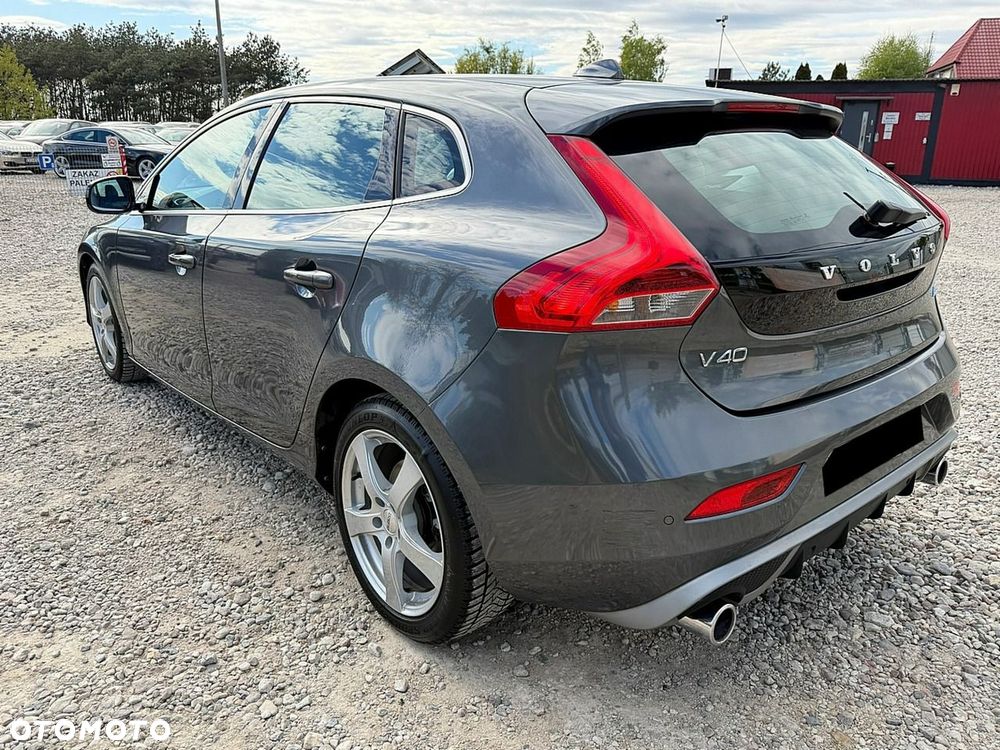 Volvo V40 - 8