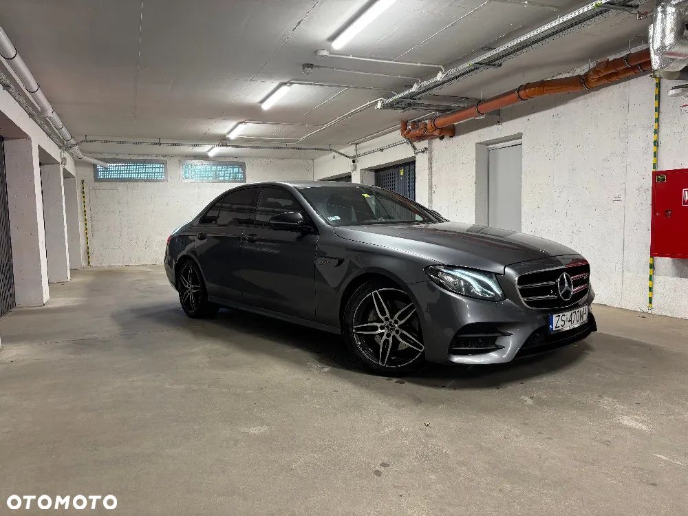 Mercedes-Benz Klasa E 220 d 4-Matic 9G-TRONIC - 2
