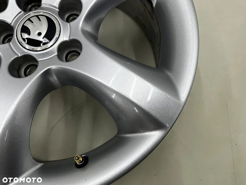Felgi aluminiowe Skoda Fabia 2 II Roomster Praktik Ibiza Polo Fox 07-14r. r15 cali 6jx15 ET43 5x100 - 34