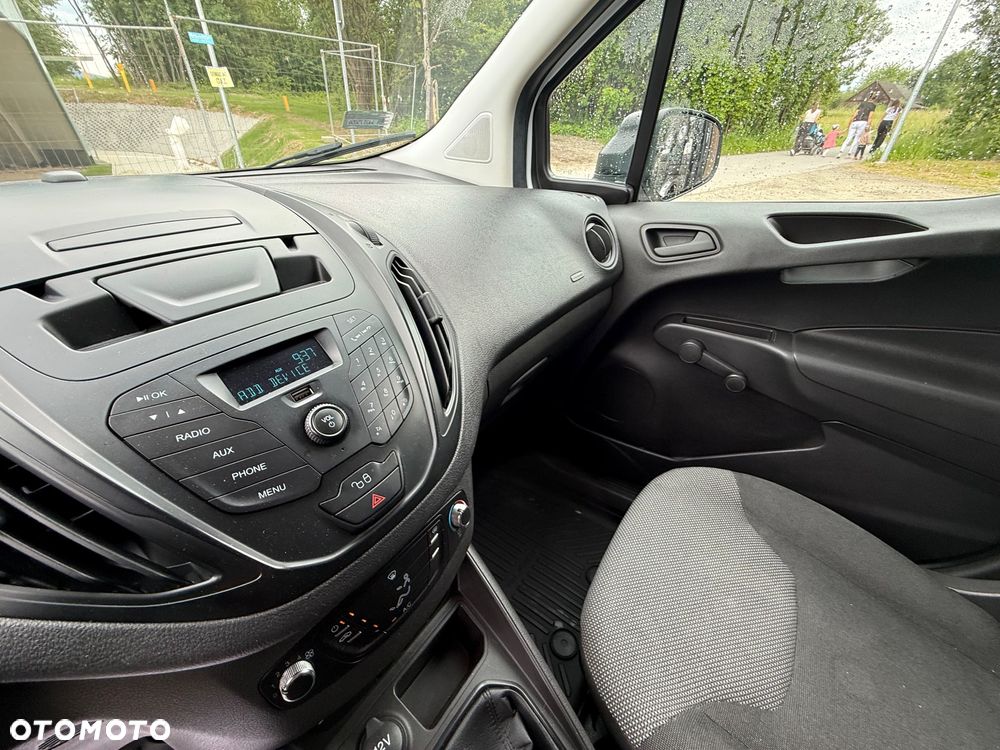 Ford TRANSIT COURIER - 11