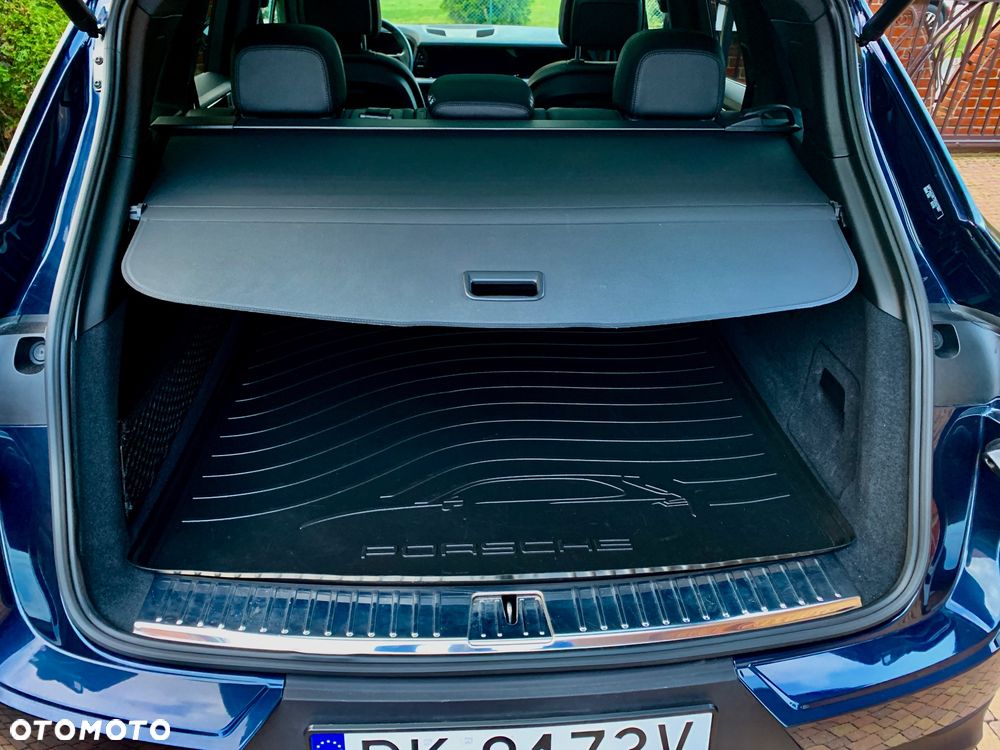 Porsche Cayenne - 27