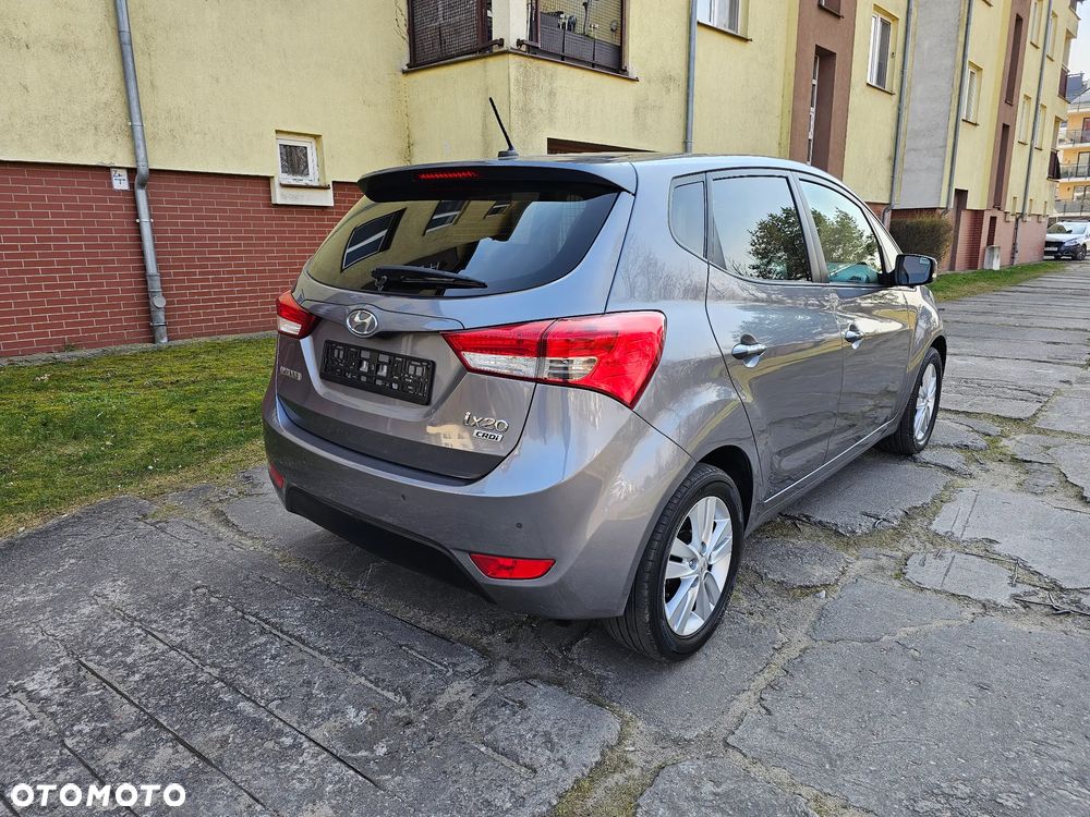 Hyundai ix20 1.6 CRDi blue Passion - 9