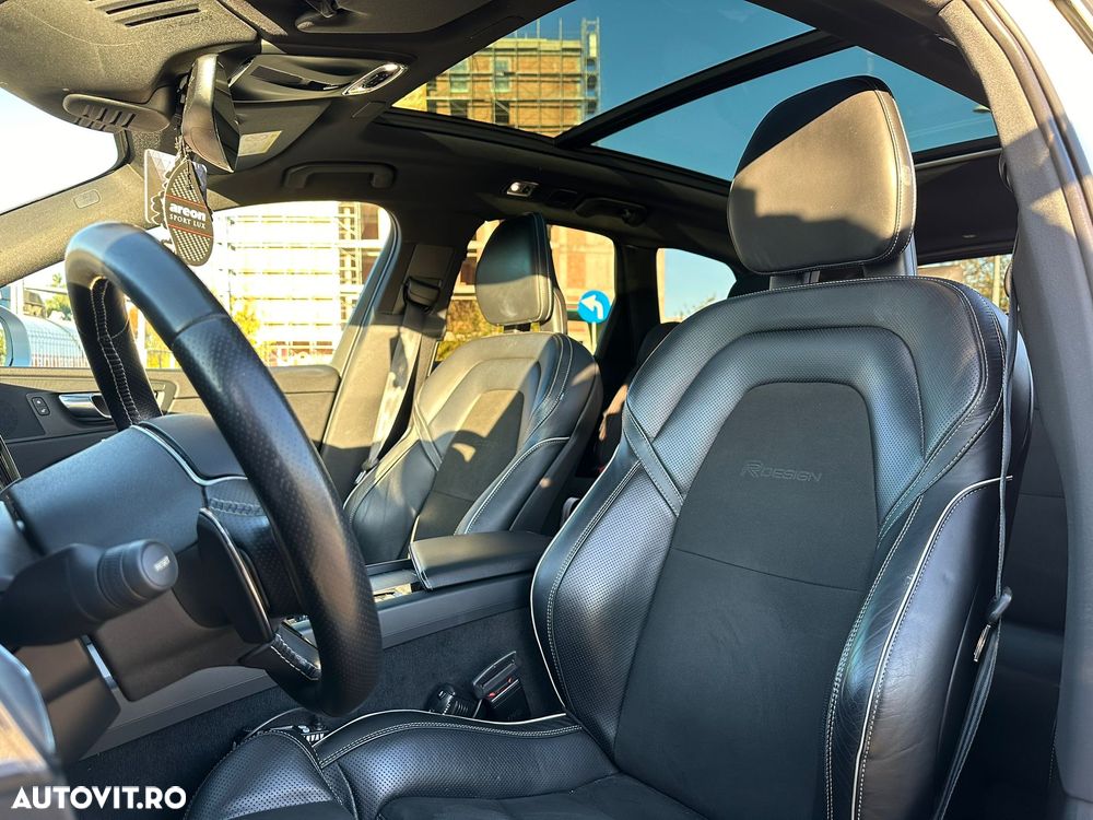 Volvo XC 60 D5 AWD R-Design - 14