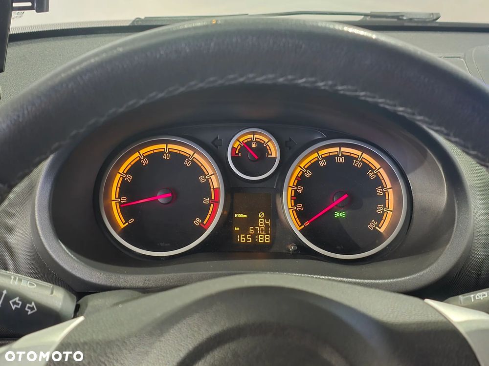 Opel Corsa - 24