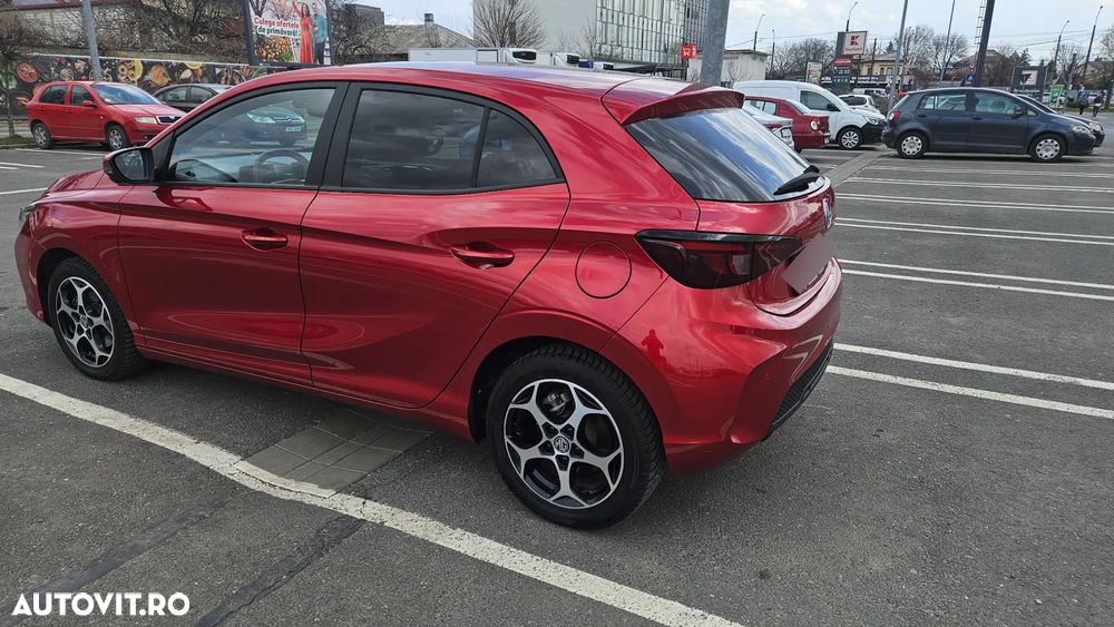 MG MG3 1.5 T GDI HEV Exclusive - 10