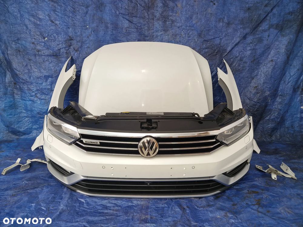 VW Passat B8 ALLTRACK Przód Kompletny L0K1 biała perła full led 6xpdc Kamera Europa - 1