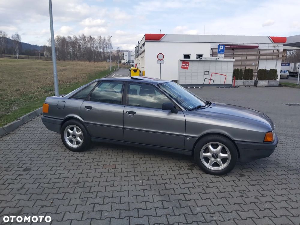 Audi 80 1.8 CC - 10