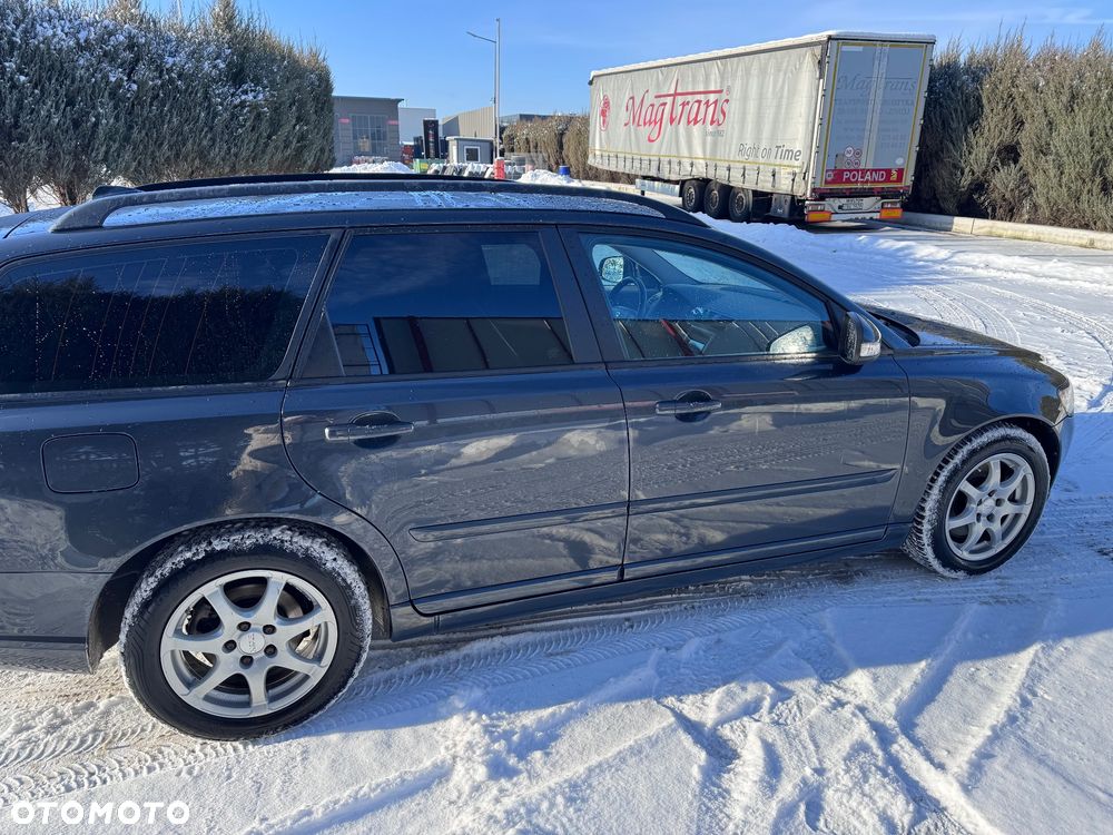 Volvo V50 D5 - 10
