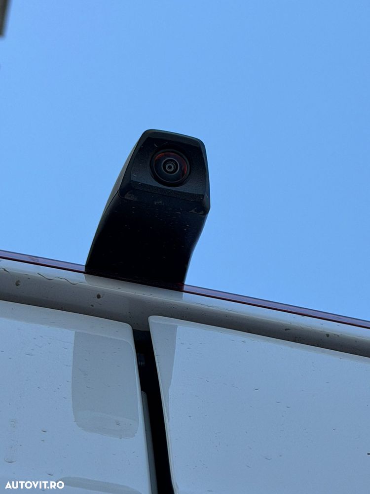 Volkswagen Crafter 3.5 CD Sasiu L4 FWD 103kW AG8 - 27