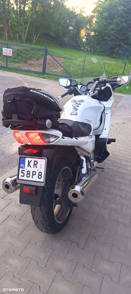 Yamaha FJR - 9