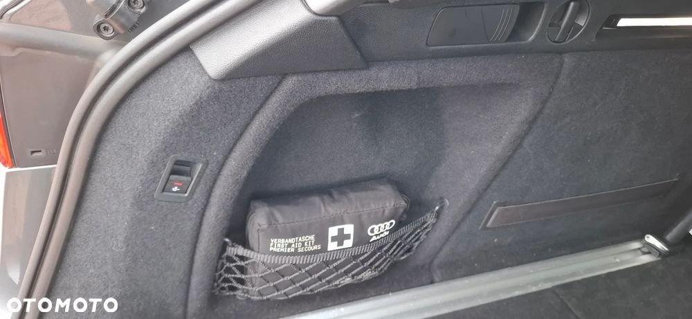 Audi A4 Avant 2.0 TDI S tronic quattro sport - 16