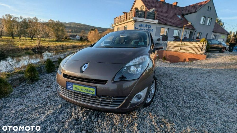 Renault Grand Scenic - 2