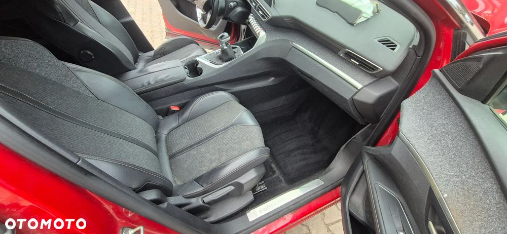 Peugeot 3008 1.2 PureTech Access S&S - 24
