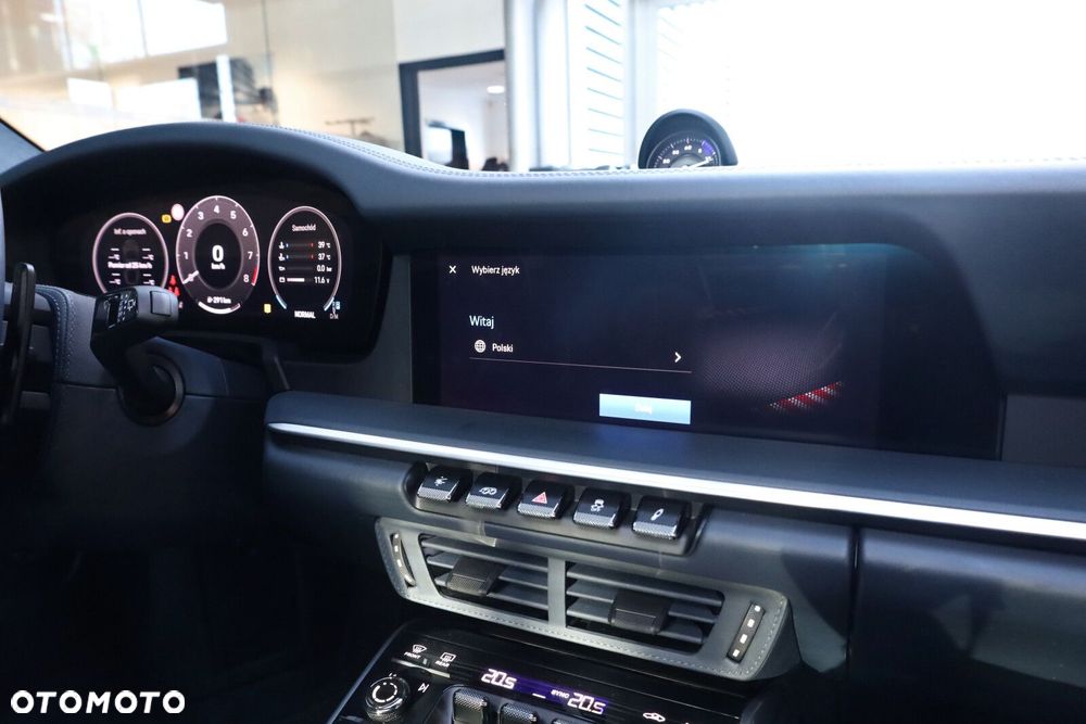 Porsche 911 Carrera S - 9