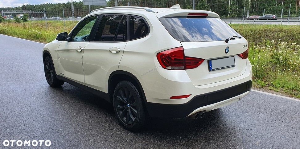 BMW X1 xDrive28i Sport Line - 7