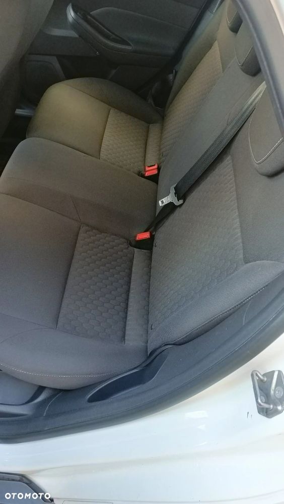 Ford Focus 1.0 EcoBoost Edition - 4