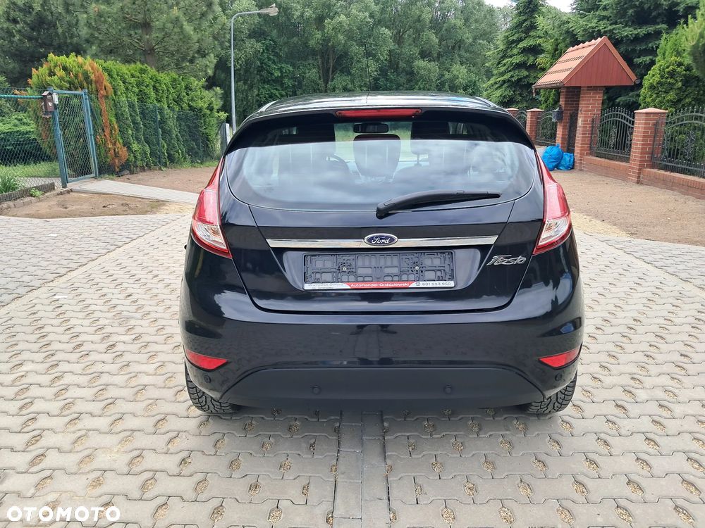 Ford Fiesta 1.6 TDCi DPF Titanium - 7