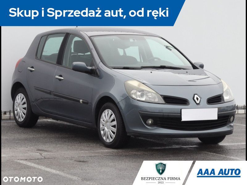 Renault Clio - 2