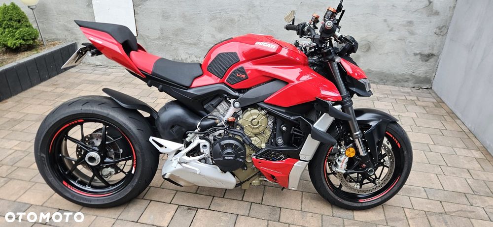 Ducati Streetfighter V4 - 2