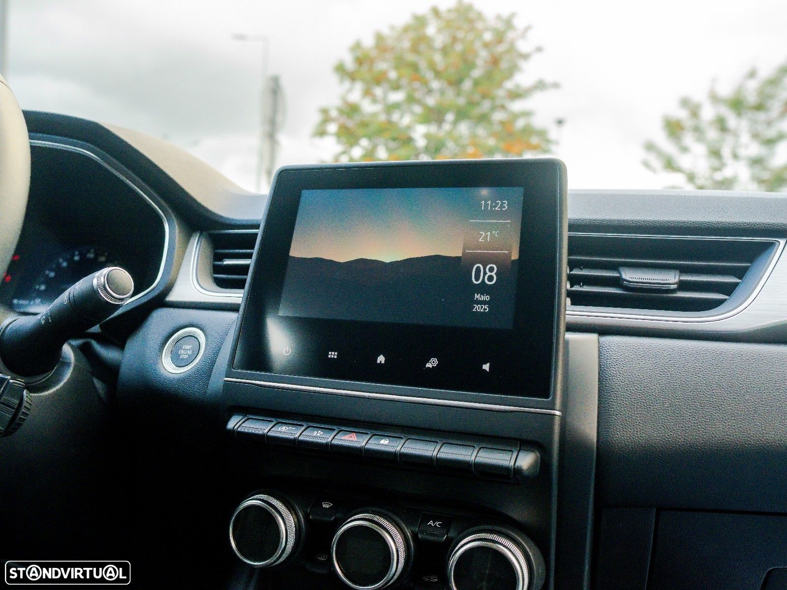 Renault Captur - 26