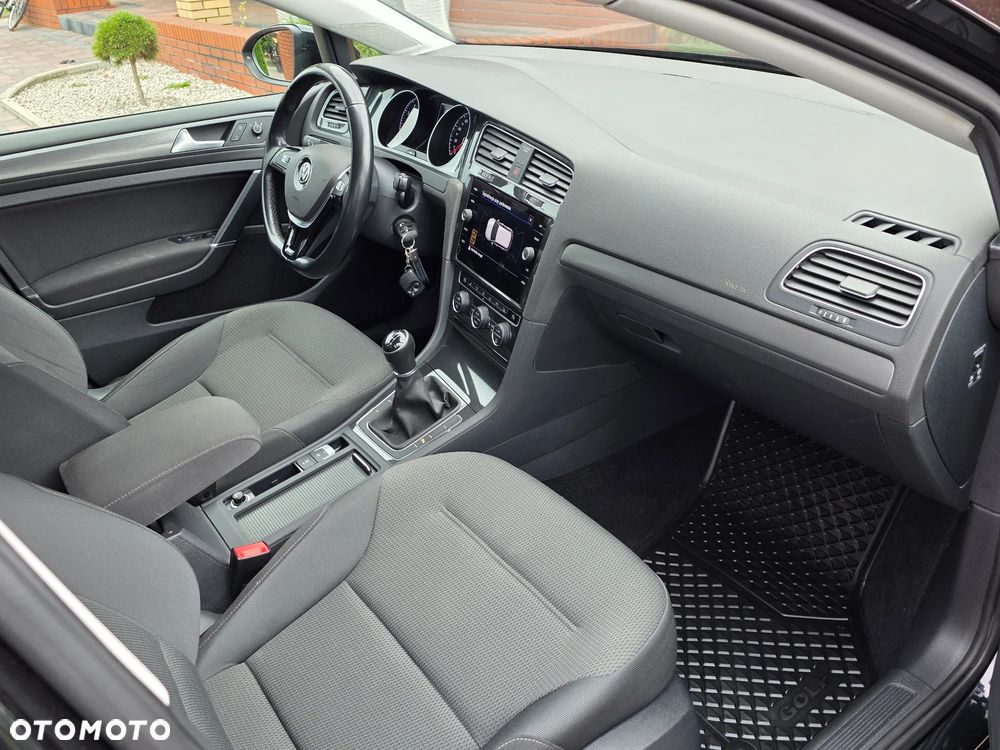 Volkswagen Golf 1.0 TSI OPF Comfortline - 14