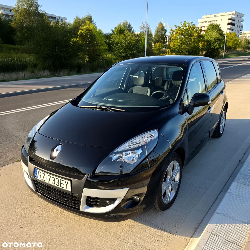 Renault Scenic - 17