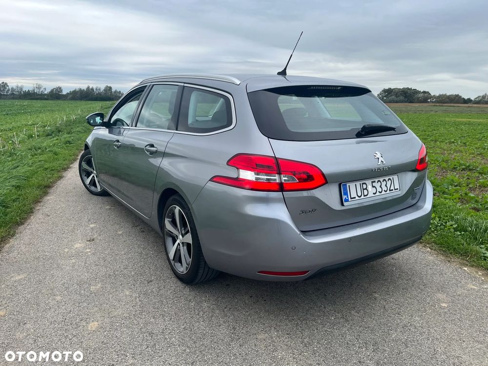 Peugeot 308 SW BlueHDi 120 EAT6 Stop & Start Active - 8