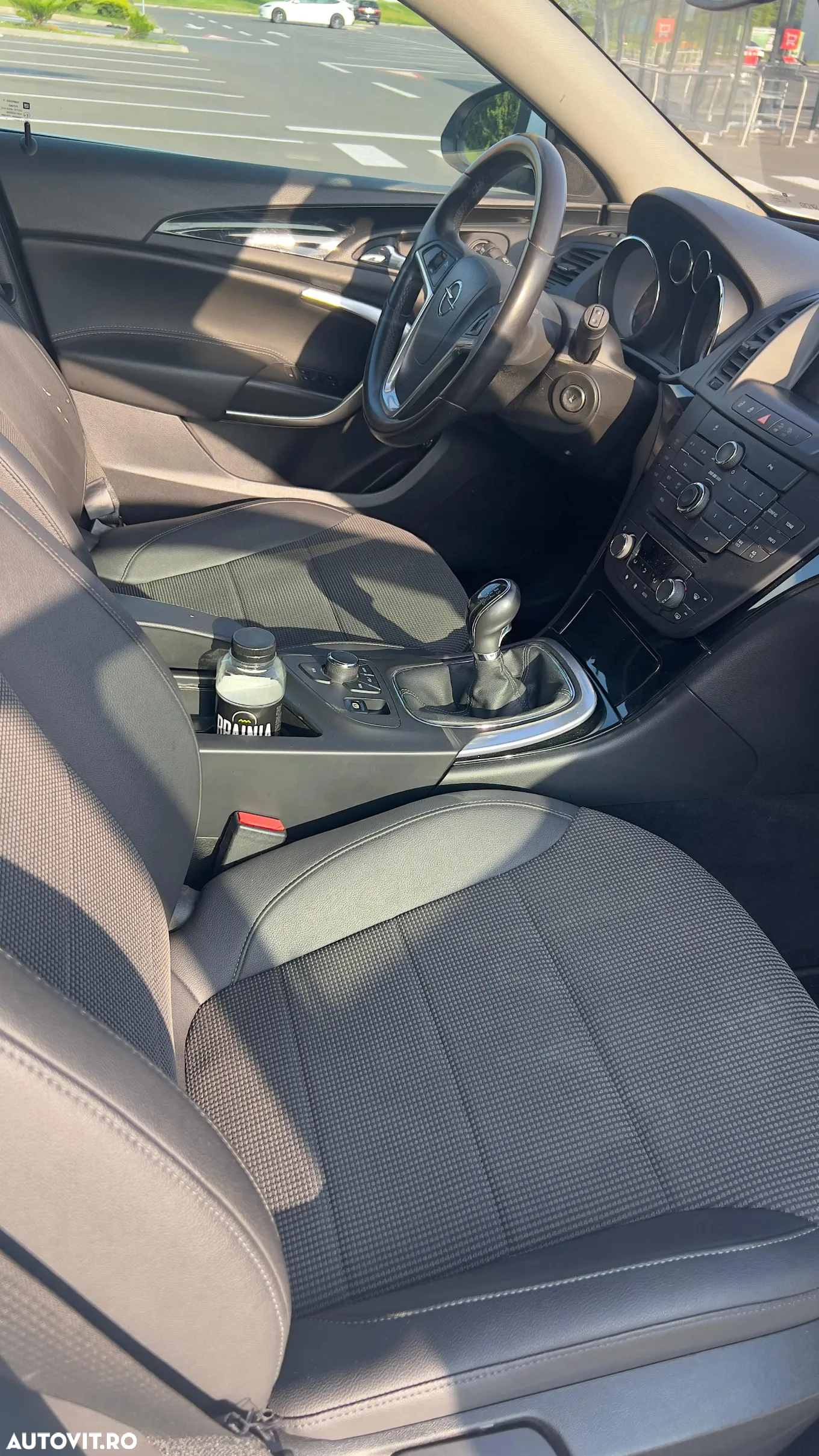 Opel Insignia 2.0 CDTI Sports Tourer - 9