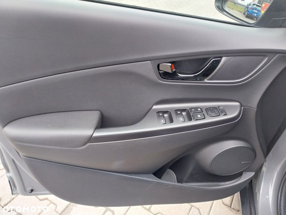 Hyundai Kona 1.6 GDI Hybrid Premium DCT - 12