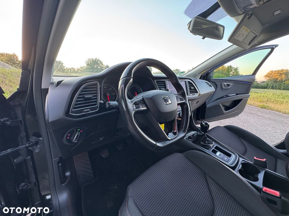 Seat Leon 2.0 TDI DPF Start&Stop FR - 33