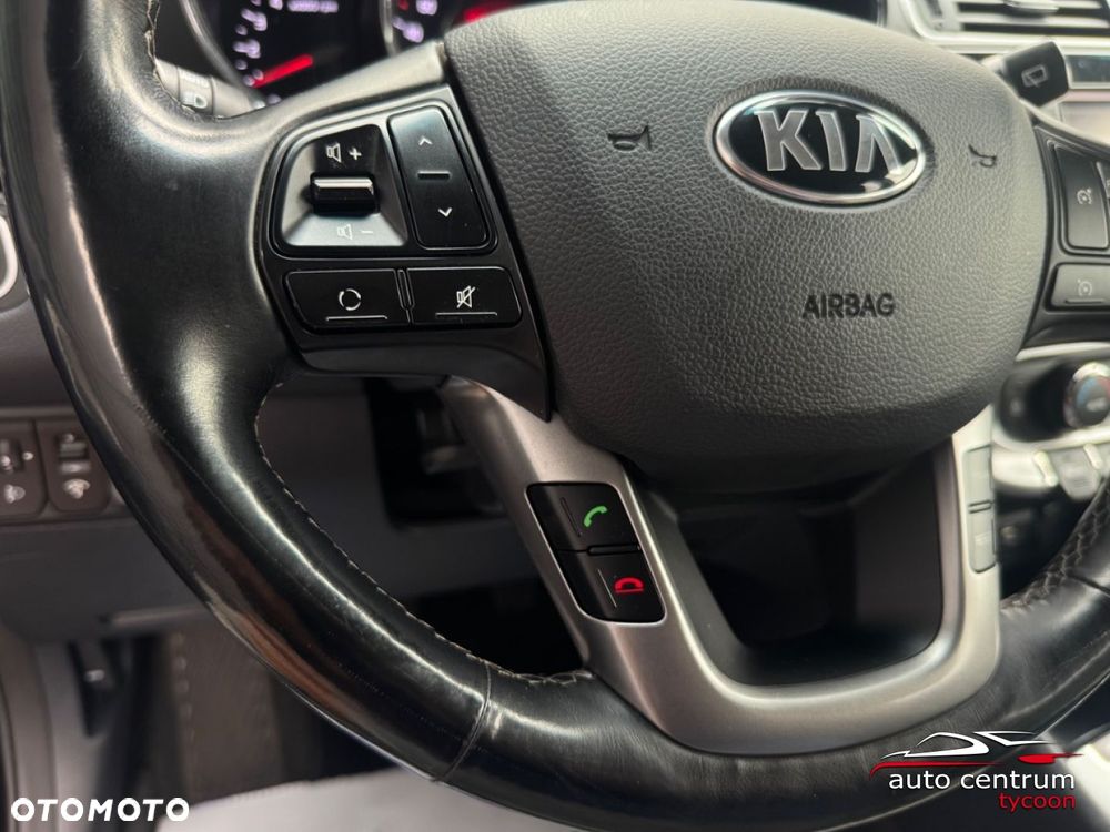 Kia Rio - 34