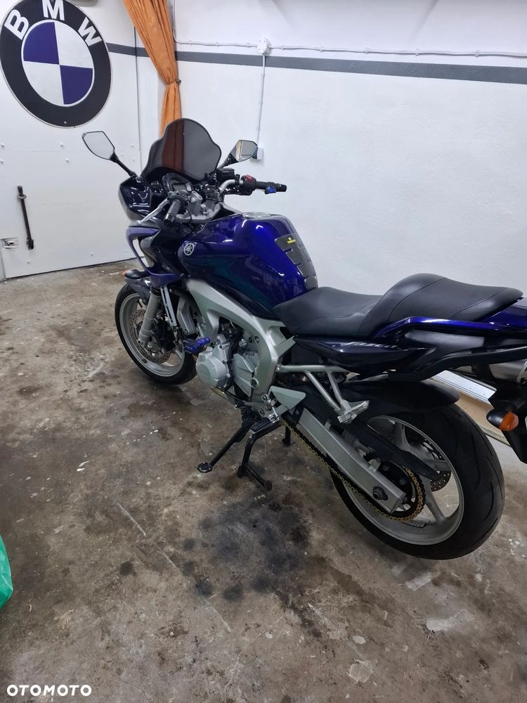 Yamaha FZ6 - 3
