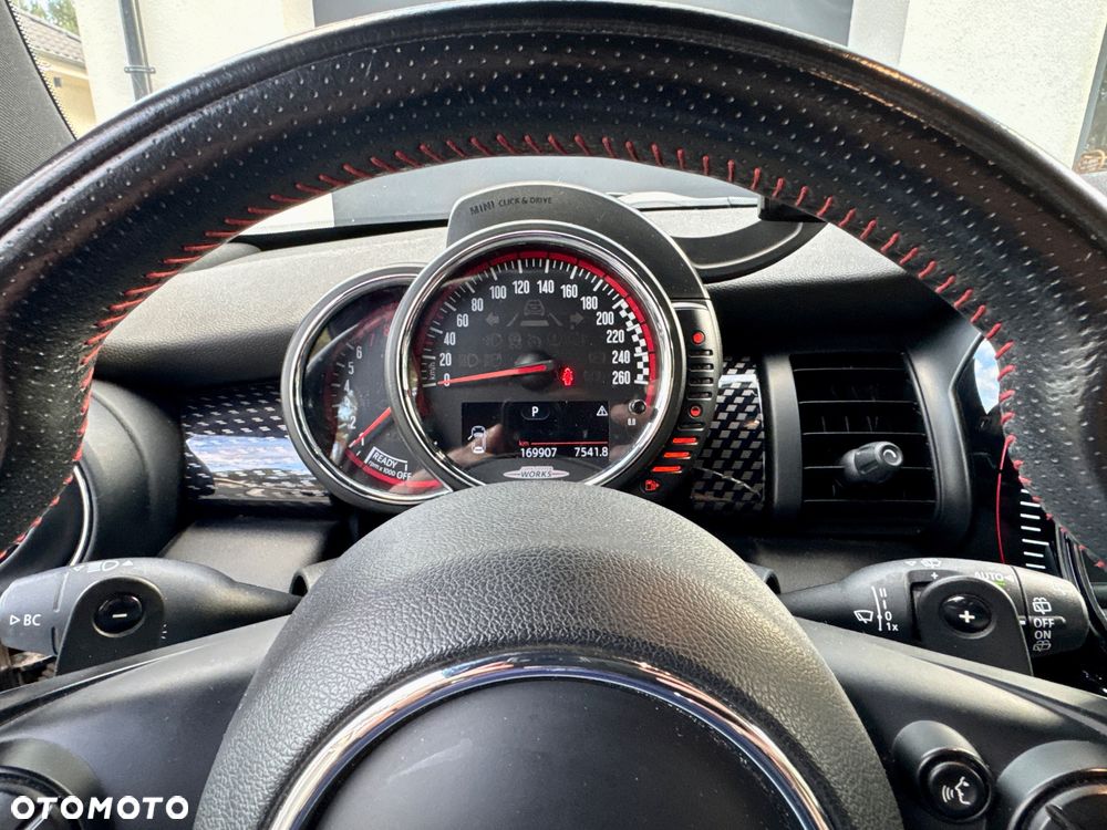 MINI John Cooper Works - 10