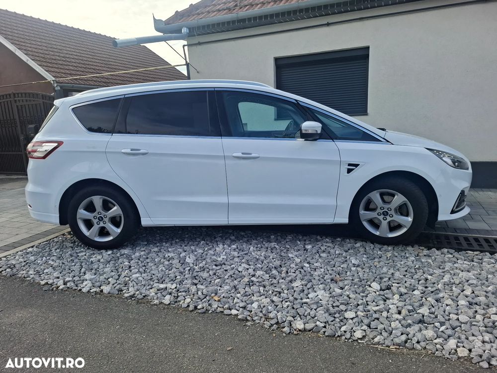 Ford S-Max - 9